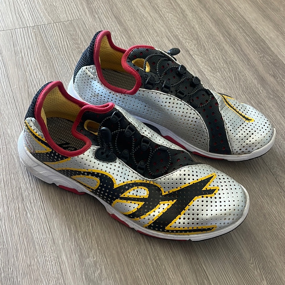 Zoot Race 2.0 silver running shoes. Great condition.